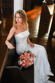 Sophisticated Strapless Wedding Gown