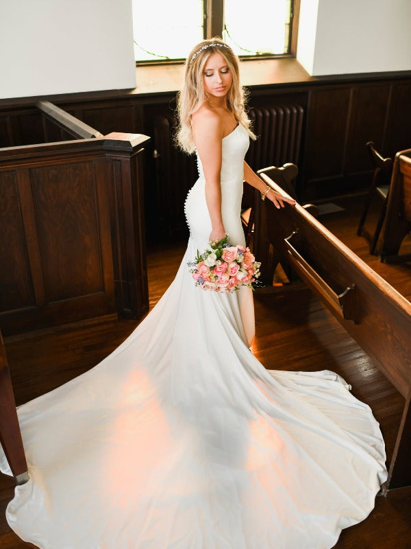 Sophisticated Strapless Wedding Gown