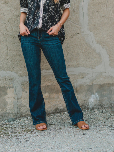 Kan Can Mid Rise Petite Bootcut Jean