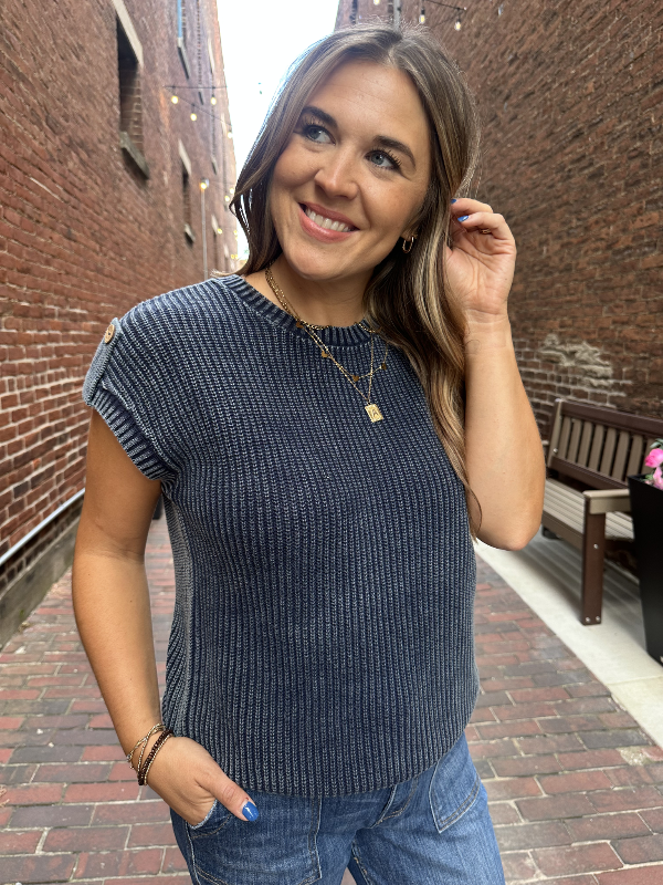 Liz Navy Short Tab Sleeve Sweater