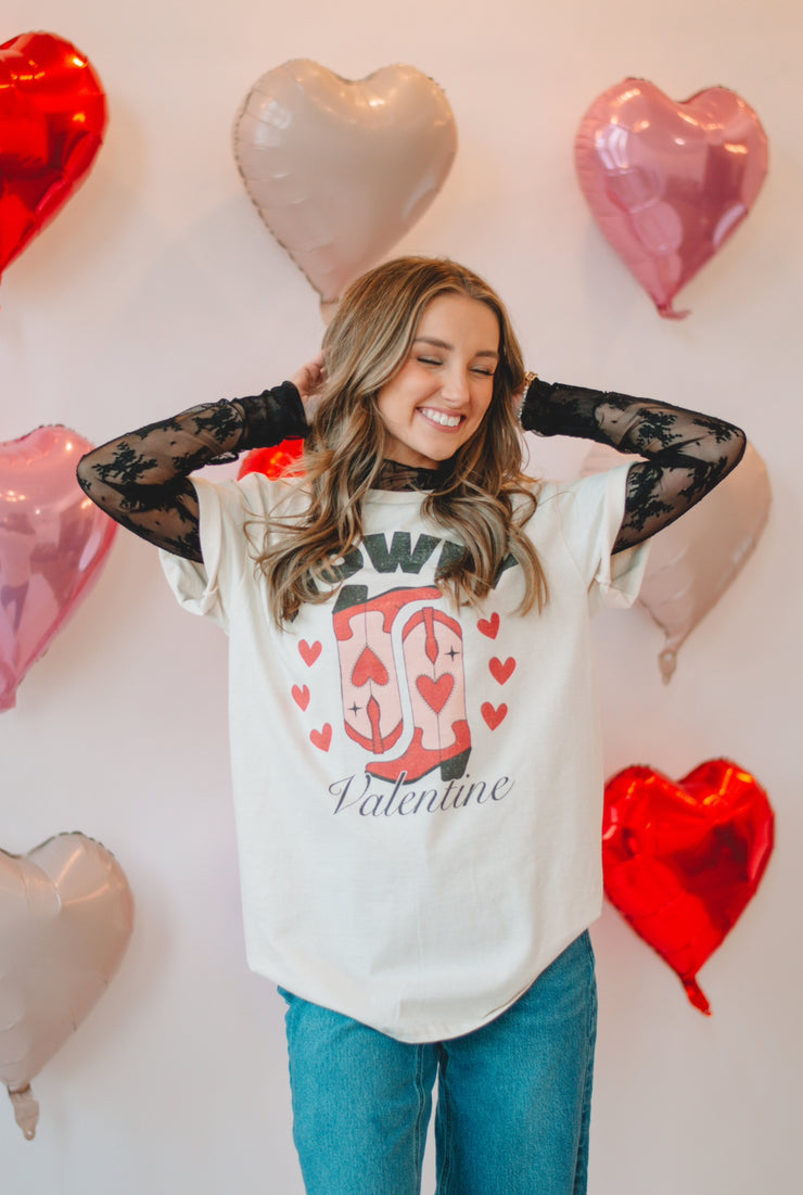 Ivory Howdy Valentine Graphic Tee