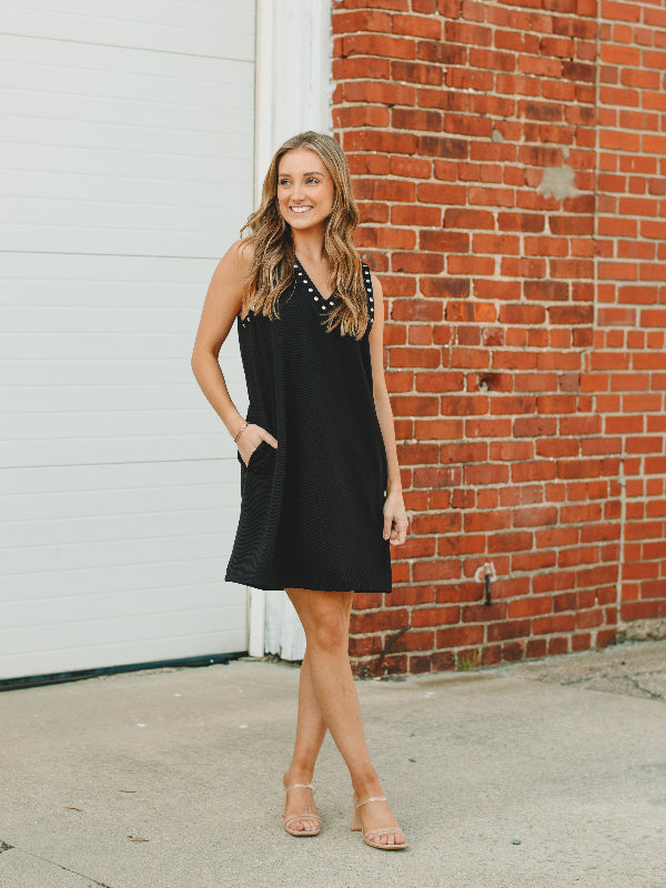 Valeria Black Sleeveless Mini Dress