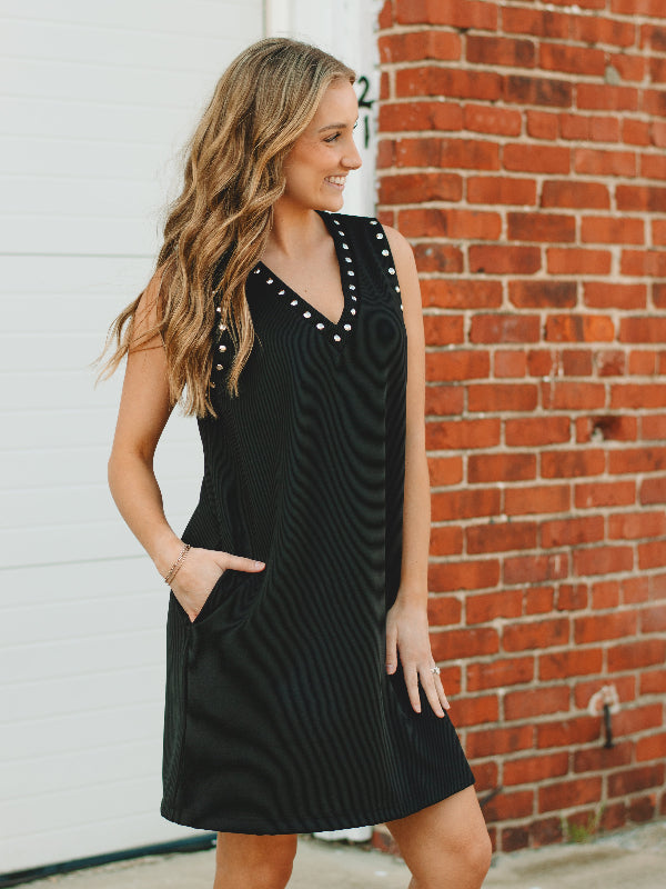 Valeria Black Sleeveless Mini Dress